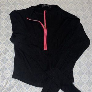 BLACK CROP TOP SWEATER FROM FASHION NOVA small